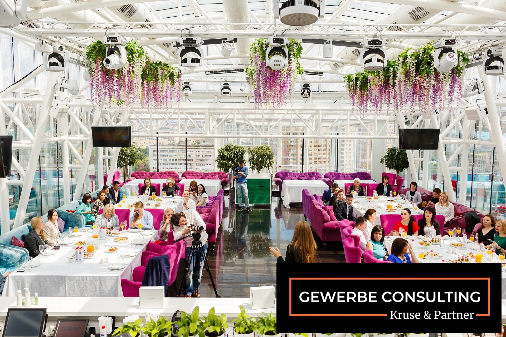 Grosses und modernes Restaurant mit Eventraum zu verkaufen
